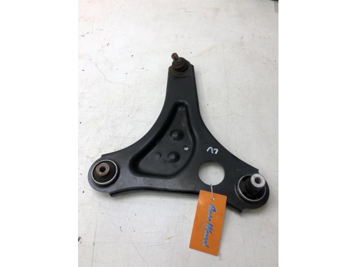 Front wishbone, left from a Smart Fortwo Cabrio (453.4) Electric Drive 2017