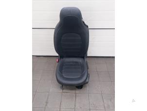 Used Seat, left Smart Fortwo Cabrio (453.4) Electric Drive Price on request offered by Autobedrijf G.H. Wessel B.V.