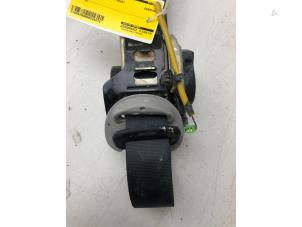 Used Seatbelt tensioner, left Kia Sportage (QL) 1.6 GDI 16V 4x2 Price on request offered by Autobedrijf G.H. Wessel B.V.