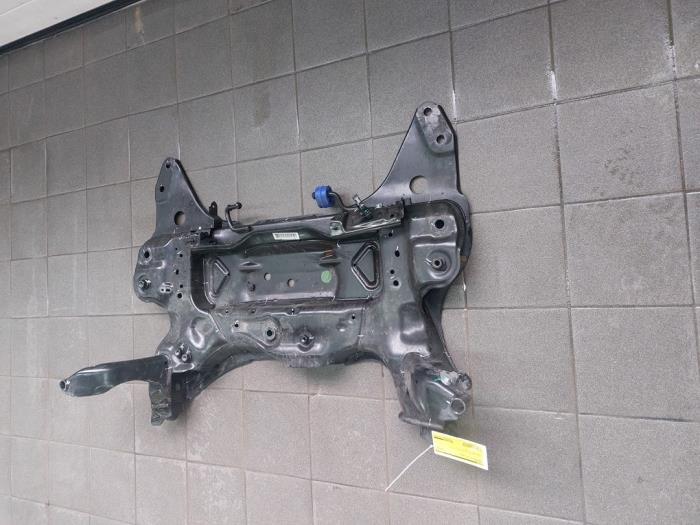 Usados Subchasis Lynk &amp; Co 01 1.5 PHEV Precio € 628,95 Norma de margen ofrecido por Wessel Parts & Service B.V.