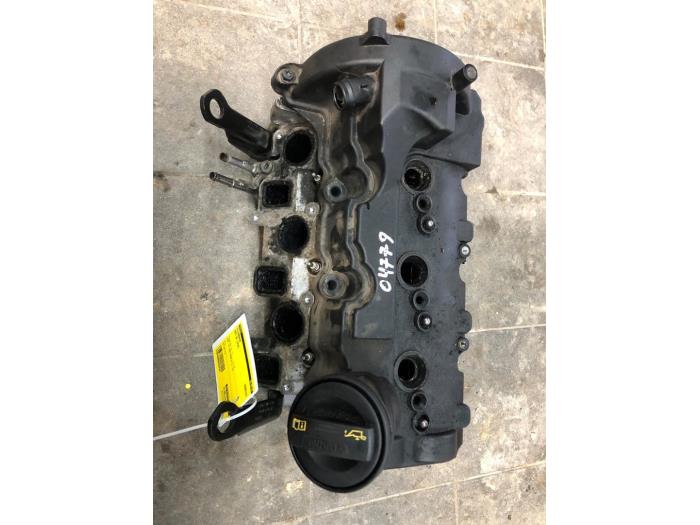 Begagnade Topplock Audi A8 (D4) 3.0 TDI V6 24V Quattro Pris på förfrågan erbjuds av Wessel Parts & Service B.V.