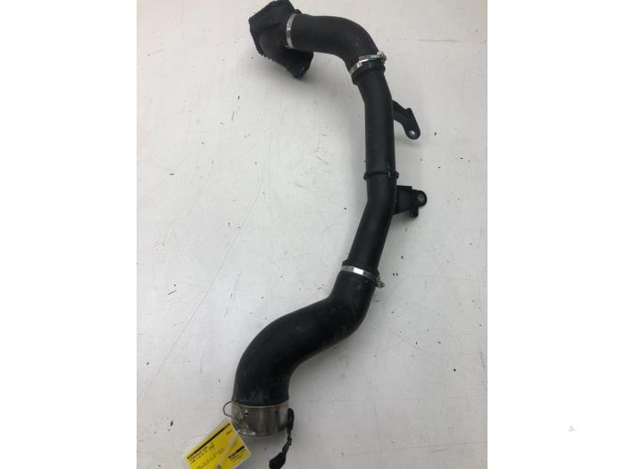 Gebrauchte Intercooler Schlauch Lynk &amp; Co 01 1.5 PHEV Preis € 82,95 Margenregelung angeboten von Wessel Parts & Service B.V.
