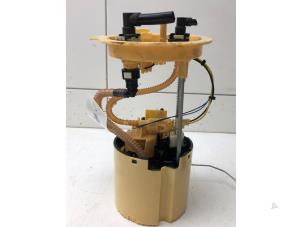 Used Electric fuel pump Volvo XC40 (XZ) 2.0 D3 16V Price € 125,00 Margin scheme offered by Autobedrijf G.H. Wessel B.V.