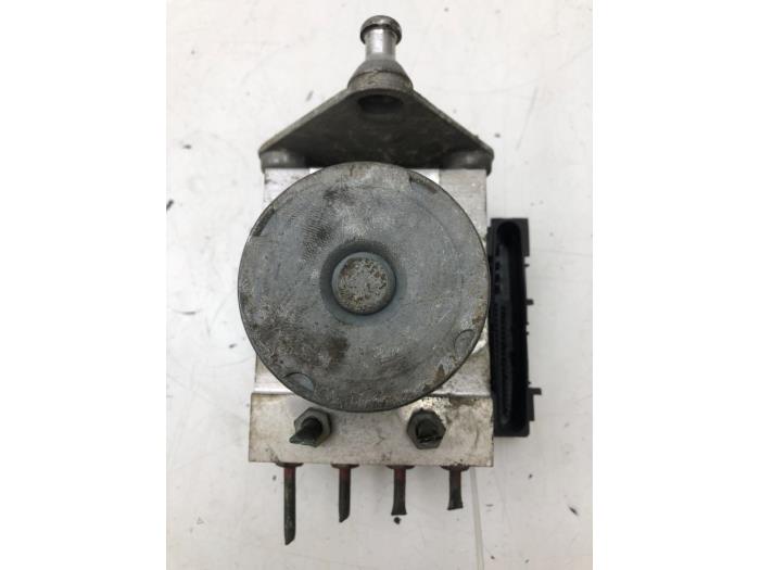 Gebrauchte ABS Pumpe Mercedes Sprinter Preis € 103,95 Margenregelung angeboten von Wessel Parts & Service B.V.