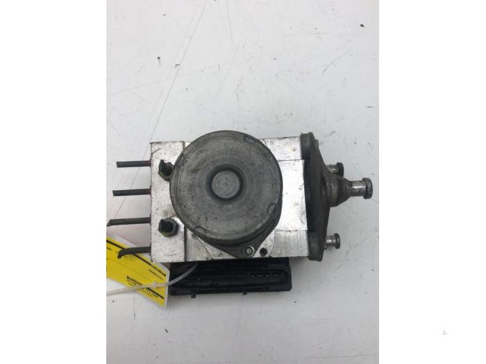 Gebrauchte ABS Pumpe Mercedes Sprinter 3t (906.61) 209 CDI 16V Preis € 103,95 Margenregelung angeboten von Wessel Parts & Service B.V.