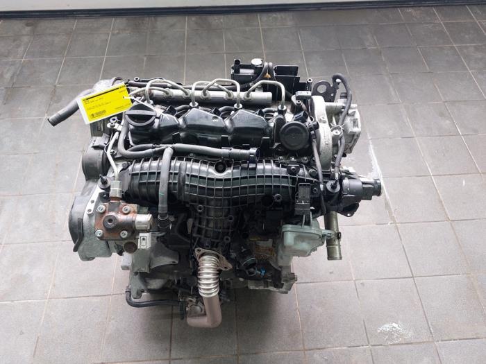 Motor de un Volvo XC40 (XZ) 2.0 D3 16V 2019