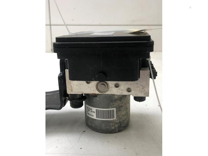 ABS Pumpe van een Kia Ceed (CDB5/CDBB) 1.6 CRDi 16V 115 2019