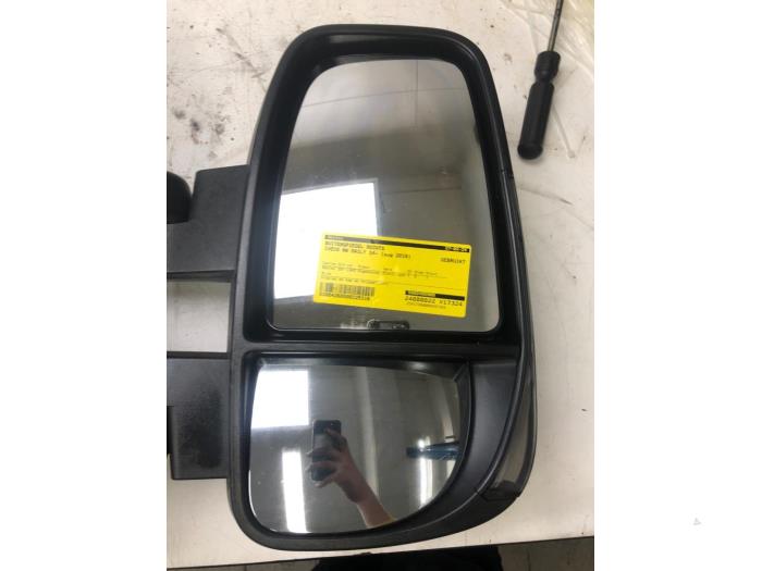 Wing mirror, right from a Iveco New Daily VI 33S16, 35C16, 35S16 2019