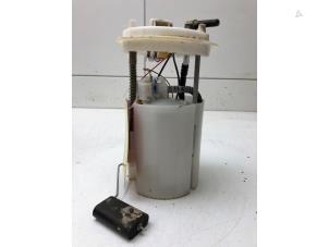 Used Electric fuel pump Opel Corsa E 1.4 16V Price € 49,00 Margin scheme offered by Autobedrijf G.H. Wessel B.V.