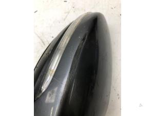 Used Wing mirror, right Volkswagen Beetle (16AE) 1.6 TDI 16V Price € 99,00 Margin scheme offered by Autobedrijf G.H. Wessel B.V.