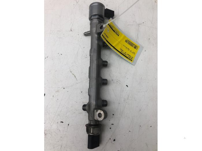 Usagé Système d'injection Volkswagen Passat (3G2) 2.0 TDI 16V 150 Prix € 103,95 Règlement à la marge proposé par Wessel Parts & Service B.V.