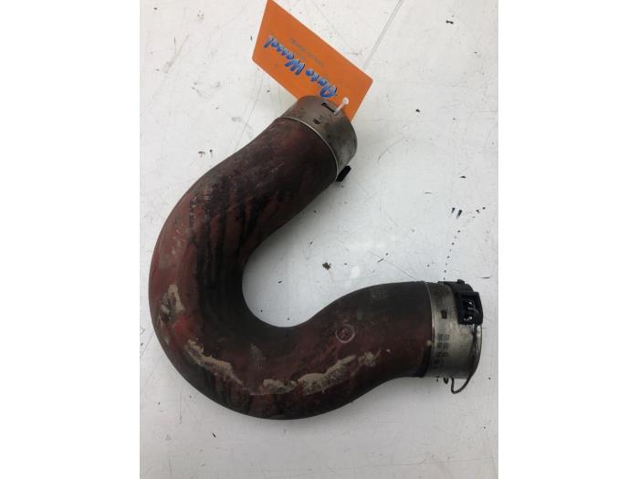 Gebrauchte Intercooler Schlauch Mercedes Sprinter 3,5t (906.63) 313 CDI 16V Preis € 40,95 Margenregelung angeboten von Wessel Parts & Service B.V.