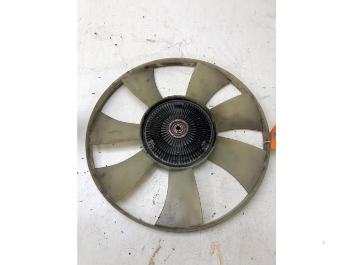 Gebrauchte RI Scheibe Intelligent Mercedes Sprinter 3,5t (906.63) 313 CDI 16V Preis € 82,95 Margenregelung angeboten von Wessel Parts & Service B.V.