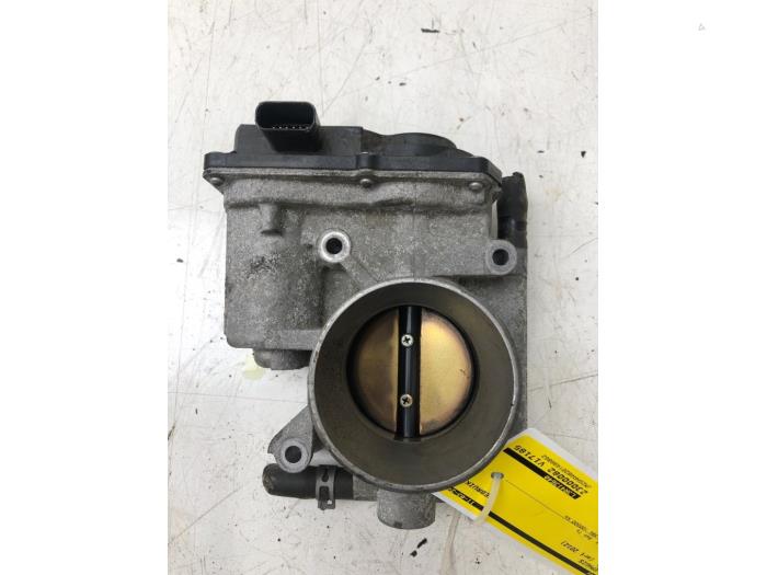 Usagé Boitier papillon Mazda 6 Sport (GH14/GHA4) 1.8i 16V Prix € 61,95 Règlement à la marge proposé par Wessel Parts & Service B.V.