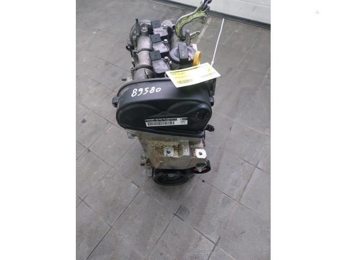 Używane Silnik Volkswagen Up! (121) 1.0 12V 60 Cena € 733,95 Procedura marży oferowane przez Wessel Parts & Service B.V.