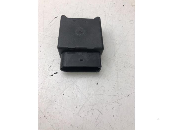 Usagé Module pompe carburant Cupra Leon (KLCB) 1.4 e-Hybrid 245, VZ 16V Prix € 40,95 Règlement à la marge proposé par Wessel Parts & Service B.V.