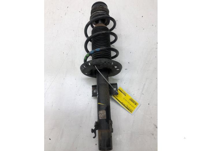 Front shock absorber rod, left from a Volkswagen Up! (121) 1.0 12V 60 2018