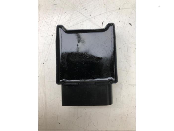 Usagé Module pompe carburant Volkswagen Golf VII (AUA) 1.0 TSI 12V Prix € 40,95 Règlement à la marge proposé par Wessel Parts & Service B.V.