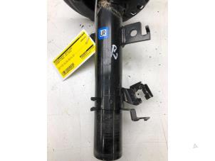 Used Front shock absorber rod, right Nissan X-Trail (T32) 1.7 dCi All Mode Price € 125,00 Margin scheme offered by Autobedrijf G.H. Wessel B.V.