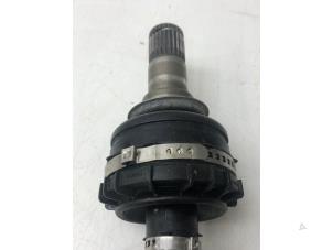 Used Drive shaft, rear right Mercedes GLB (247.6) 2.0 GLB-220d 4-Matic Price € 149,00 Margin scheme offered by Autobedrijf G.H. Wessel B.V.