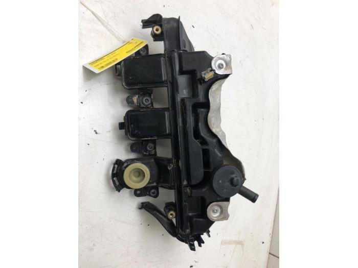 Gebrauchte Ventildeckel Nissan X-Trail (T32) 1.7 dCi All Mode Preis € 82,95 Margenregelung angeboten von Wessel Parts & Service B.V.