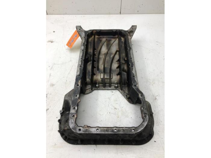 Gebrauchte Ölwanne Mercedes S (W221) 5.5 S-550 32V Preis € 156,45 Margenregelung angeboten von Wessel Parts & Service B.V.