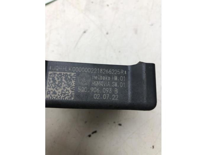 Usagé Module pompe carburant Volkswagen T-Roc I 1.5 TSI Evo BMT 16V Prix € 40,95 Règlement à la marge proposé par Wessel Parts & Service B.V.