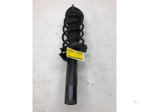 Used Front shock absorber rod, right Volkswagen T-Roc 1.5 TSI Evo BMT 16V Price € 99,00 Margin scheme offered by Autobedrijf G.H. Wessel B.V.