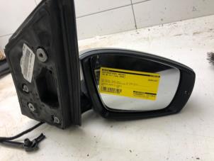 Used Wing mirror, right Volkswagen Up! (121) 1.0 12V 60 Price € 149,00 Margin scheme offered by Autobedrijf G.H. Wessel B.V.