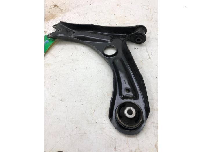 Front wishbone, left from a Volkswagen Up! (121) 1.0 12V 60 2020