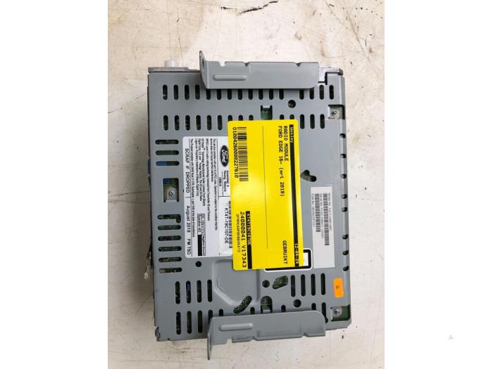 Używane Modul radiowy Ford Edge Cena € 236,25 Procedura marży oferowane przez Wessel Parts & Service B.V.