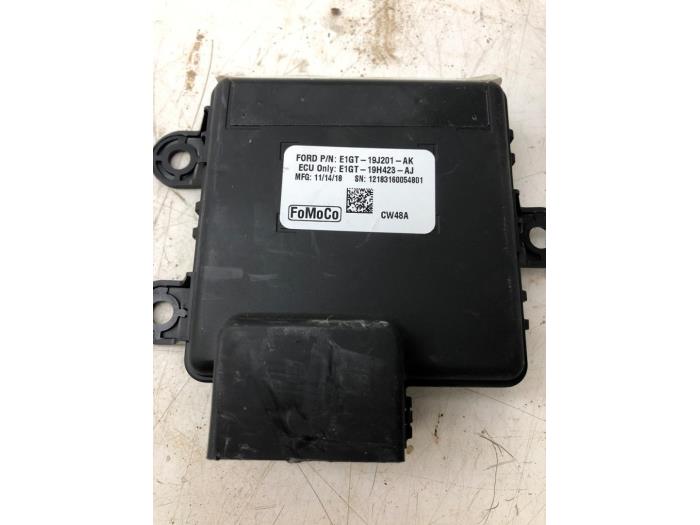 Używane Modul kamery Ford Edge Cena € 51,45 Procedura marży oferowane przez Wessel Parts & Service B.V.