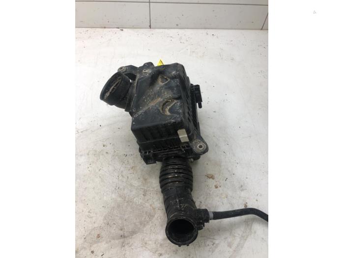 Gebrauchte Luftfiltergehäuse Kia Ceed (CDB5/CDBB) 1.4i 16V Preis € 82,95 Margenregelung angeboten von Wessel Parts & Service B.V.