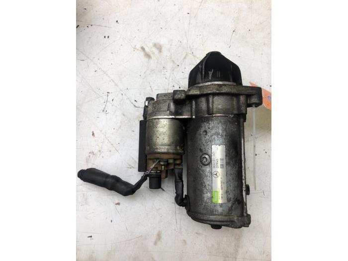 Begagnade Startmotor Mercedes C (W203) 2.2 C-220 CDI 16V Pris € 47,25 Marginaltabell erbjuds av Wessel Parts & Service B.V.