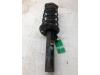 Front shock absorber rod, right from a Volkswagen Golf Plus (5M1/1KP), 2005 / 2013 1.4 TSI 122 16V, MPV, Petrol, 1.390cc, 90kW (122pk), FWD, CAXA, 2007-06 / 2013-12 2010