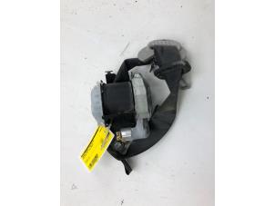 Used Rear seatbelt tensioner, left Kia Rio IV (YB) 1.2 MPI 16V Price € 89,00 Margin scheme offered by Autobedrijf G.H. Wessel B.V.