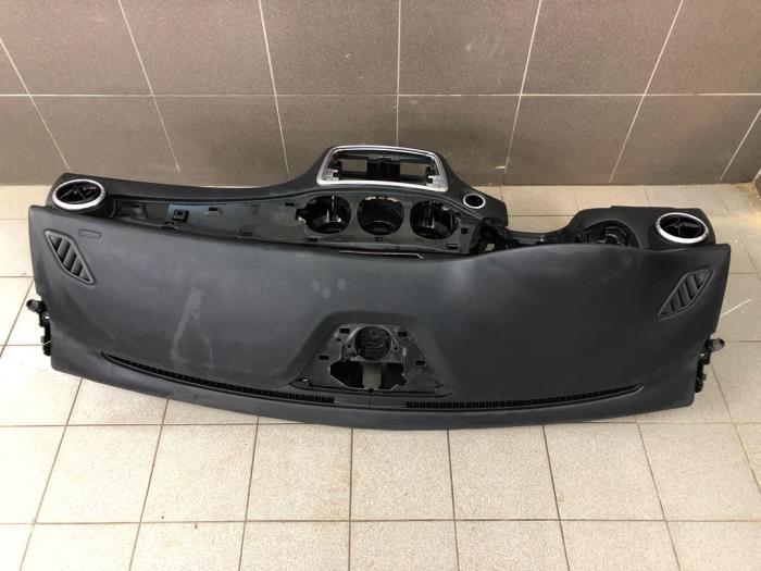 Używane Panel Mercedes CLA Shooting Brake (117.9) 1.5 CLA-180 d 16V Cena € 628,95 Procedura marży oferowane przez Wessel Parts & Service B.V.