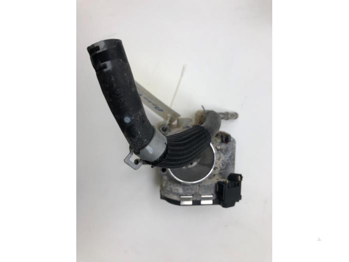 Gebrauchte Drosselklappengehäuse Kia Ceed (CDB5/CDBB) 1.4 T-GDI 16V Preis € 103,95 Margenregelung angeboten von Wessel Parts & Service B.V.