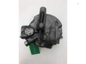 Pompe clim d'un Audi A3 Sportback (8VA/8VF) 1.6 TDI Ultra 16V 2015