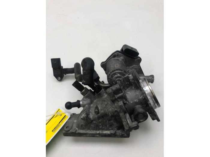 Używane Przepustnica Audi A3 Sportback (8VA/8VF) 1.6 TDI Ultra 16V Cena € 51,45 Procedura marży oferowane przez Wessel Parts & Service B.V.