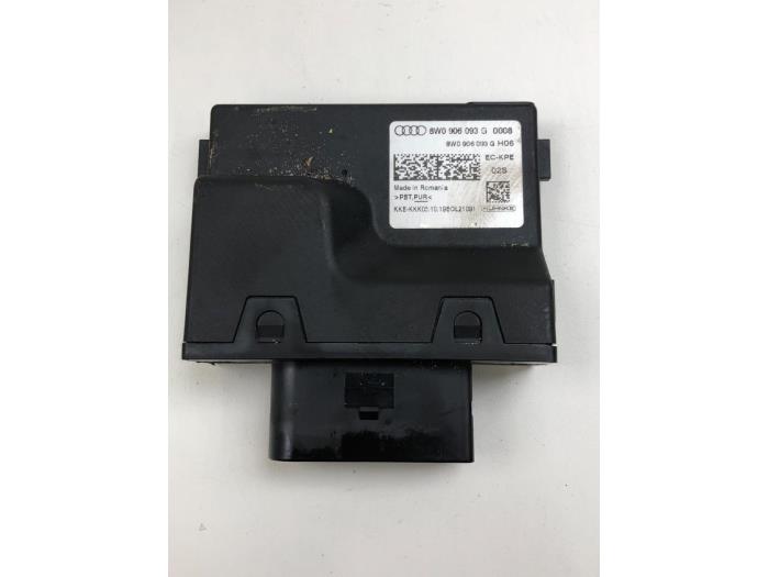 Usagé Module pompe carburant Audi A5 Sportback (F5A/F5F) 2.0 35 TFSI Mild Hybrid 16V Prix € 72,45 Règlement à la marge proposé par Wessel Parts & Service B.V.