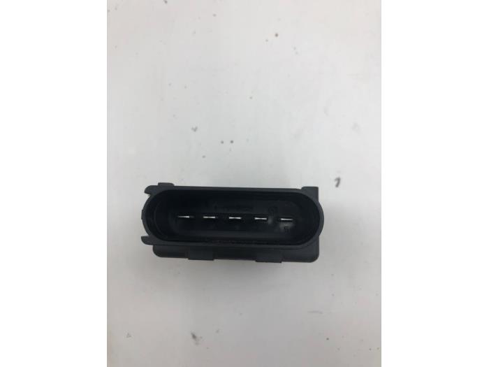 Usagé Module pompe carburant Volkswagen T-Roc I 1.0 TSI 12V BlueMotion Prix € 40,95 Règlement à la marge proposé par Wessel Parts & Service B.V.