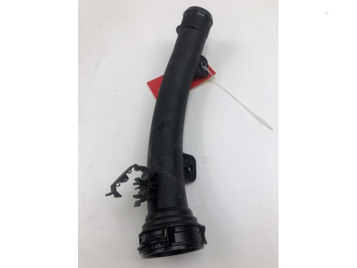 Gebrauchte Intercooler Rohr Opel Mokka 1.2 Turbo 12V Preis € 30,45 Margenregelung angeboten von Wessel Parts & Service B.V.