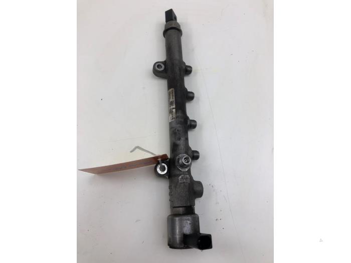 Usagé Système d'injection Mercedes GLA (156.9) 2.2 220 CDI, d 16V Prix € 61,95 Règlement à la marge proposé par Wessel Parts & Service B.V.