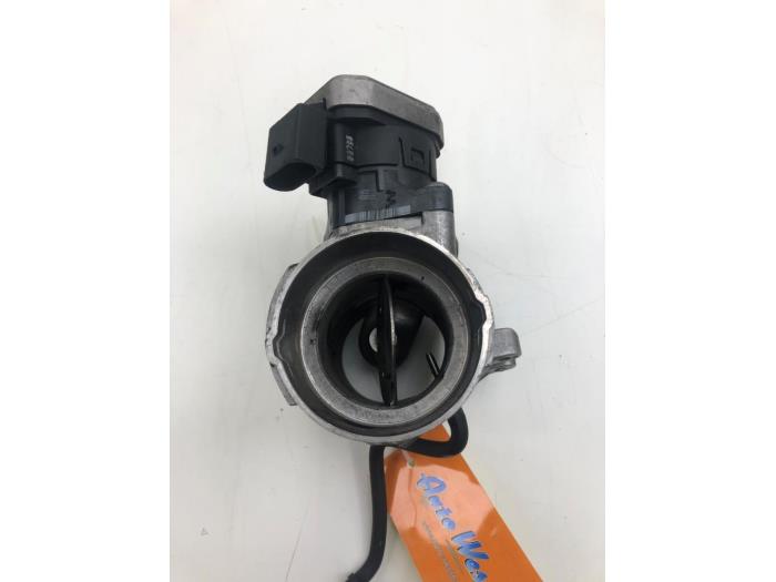 Gebrauchte Drosselklappengehäuse Mercedes C Sportcoupé (C203) 2.2 C-200 CDI 16V Preis € 103,95 Margenregelung angeboten von Wessel Parts & Service B.V.