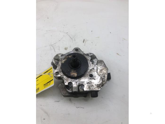 Begagnade Dieselpump BMW 1 serie (E87/87N) 118d 16V Pris € 103,95 Marginaltabell erbjuds av Wessel Parts & Service B.V.