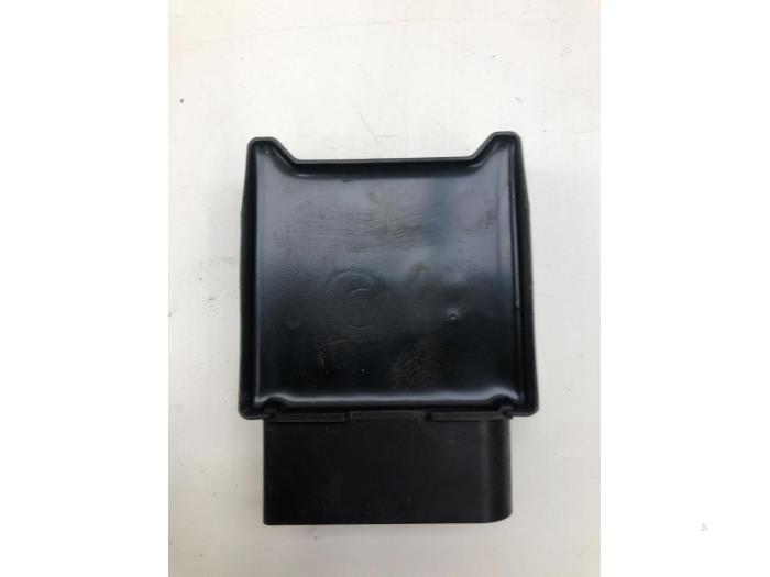 Usagé Module pompe carburant Volkswagen Touran (5T1) 1.4 TSI Prix € 40,95 Règlement à la marge proposé par Wessel Parts & Service B.V.