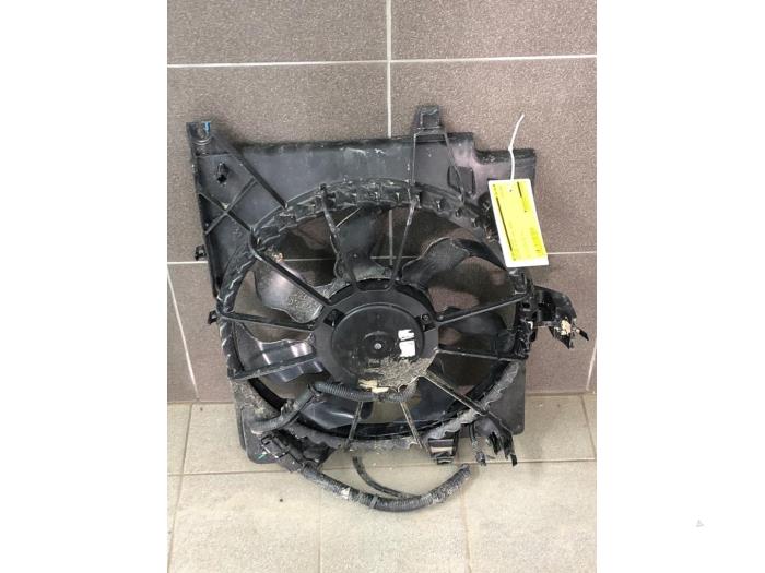 Używane Silnik wentylatora Kia Cee'd (JDB5) 1.4 CRDi 16V Cena € 156,45 Procedura marży oferowane przez Wessel Parts & Service B.V.