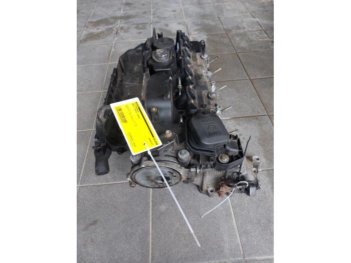 Culasse d'un BMW 1 serie (E87/87N) 118d 16V 2006