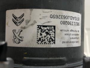 ABS Pumpe van een Opel Vivaro 2.0 CDTI 122 2021